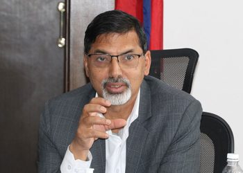 प्रचण्डले सचिवालय बैठकमै ‘पार्टी छाडेर जा’ भनेको जनार्धन शर्माको दाबी